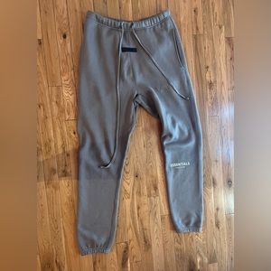 essentials sweatpants